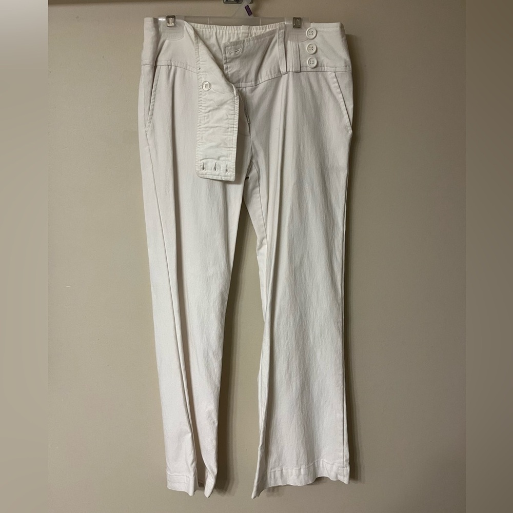 White stretchy dress pants, medium